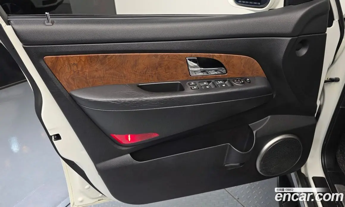 SsangYong Rexton 2015 2.2 автомат (гидро), фото 14 SsangYong Rexton 2015 2.2 автомат (гидро), фото 14