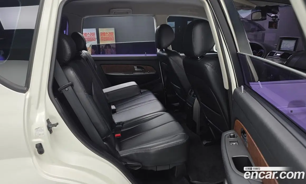 SsangYong Rexton 2015 2.2 автомат (гидро), фото 17 SsangYong Rexton 2015 2.2 автомат (гидро), фото 17