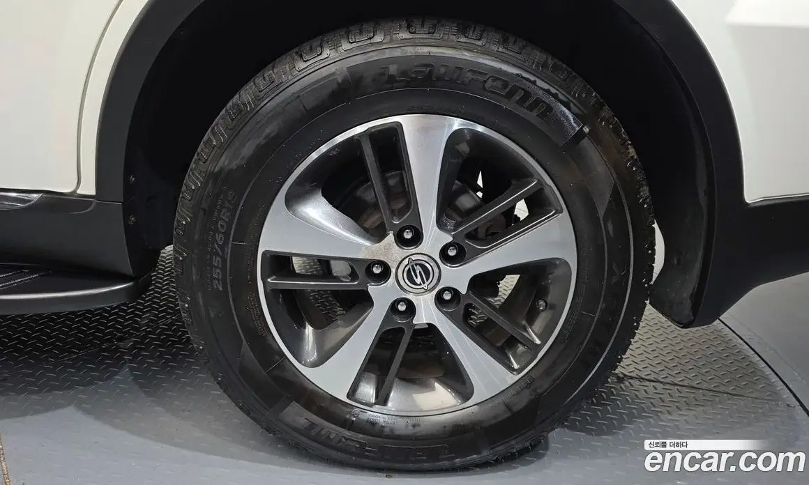 SsangYong Rexton 2015 2.2 автомат (гидро), фото 7 SsangYong Rexton 2015 2.2 автомат (гидро), фото 7