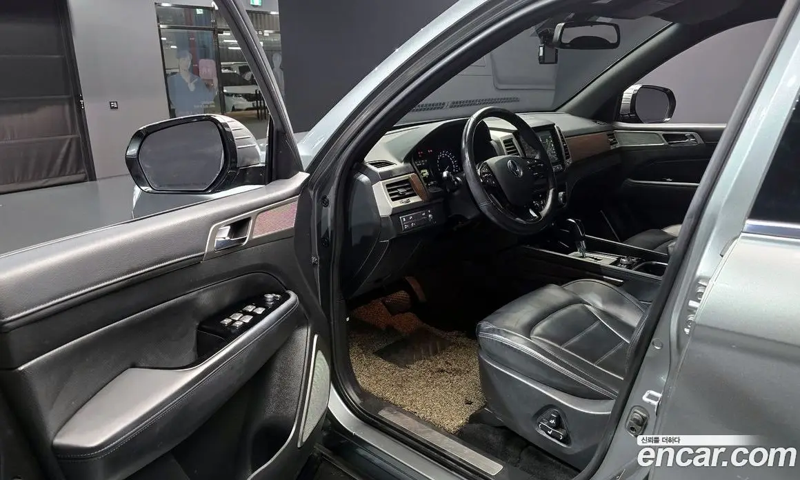 SsangYong Rexton 2018 2.2 автомат (гидро), фото 13 SsangYong Rexton 2018 2.2 автомат (гидро), фото 13