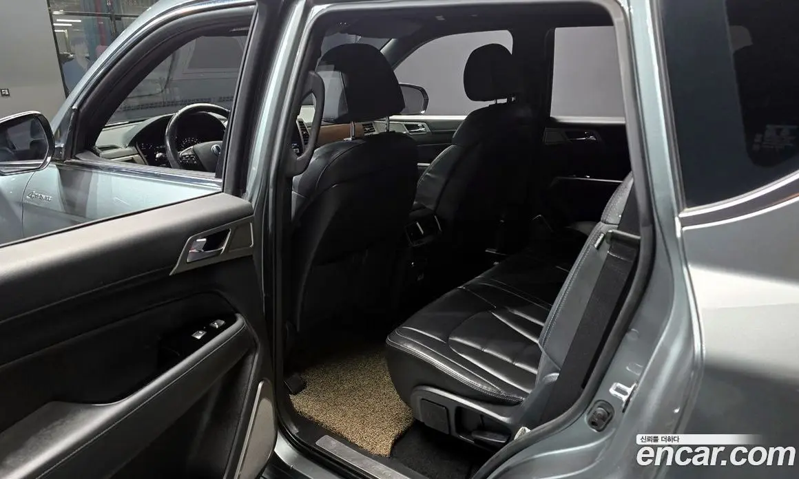 SsangYong Rexton 2018 2.2 автомат (гидро), фото 16 SsangYong Rexton 2018 2.2 автомат (гидро), фото 16