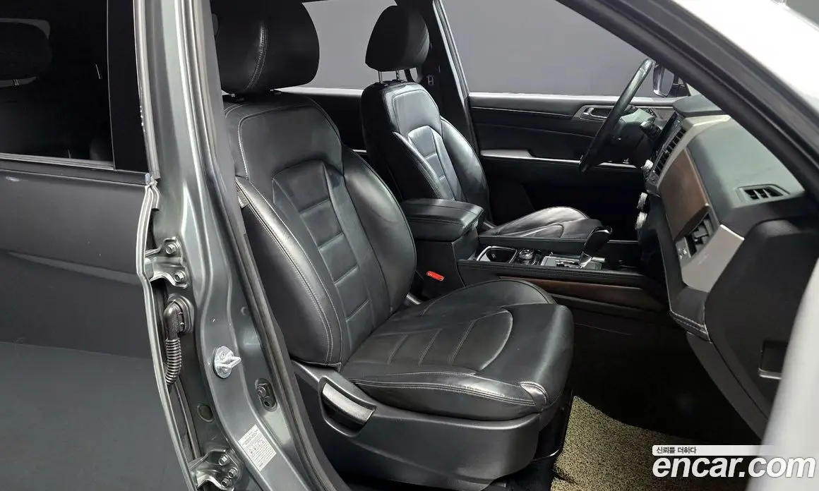SsangYong Rexton 2018 2.2 автомат (гидро), фото 18 SsangYong Rexton 2018 2.2 автомат (гидро), фото 18