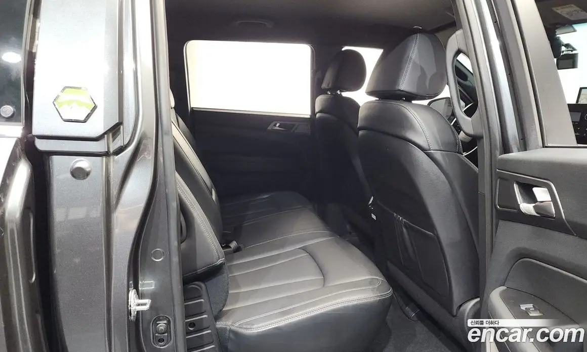 SsangYong Rexton 2024 2.2 автомат (гидро), фото 17