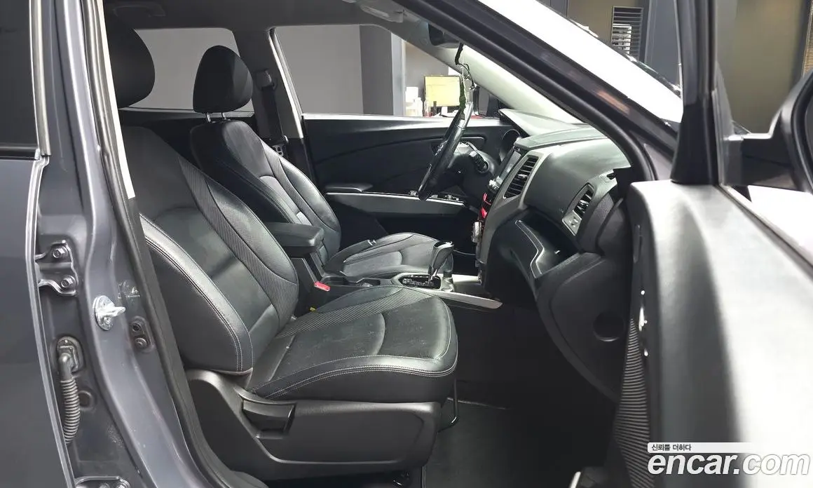 SsangYong TIBOLI 2015 1.6 автомат (гидро), фото 17