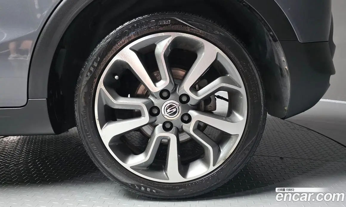 SsangYong TIBOLI 2015 1.6 автомат (гидро), фото 5