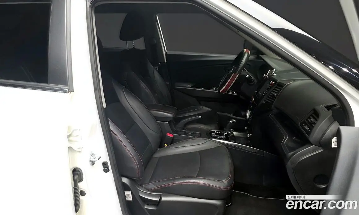 SsangYong TIBOLI 2018 1.6 автомат (гидро), фото 16