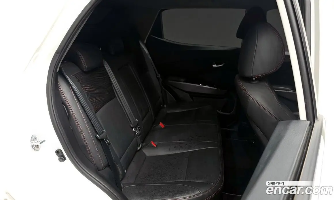 SsangYong TIBOLI 2018 1.6 автомат (гидро), фото 17