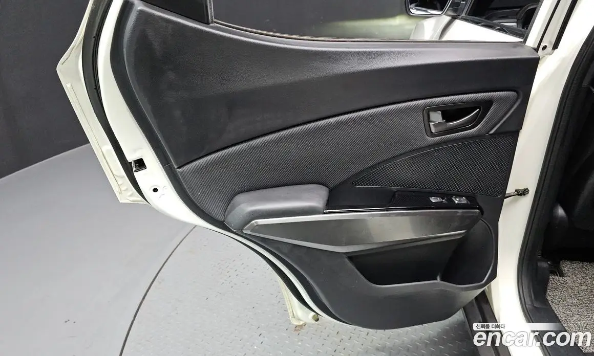 SsangYong TIBOLI 2020 1.5 автомат (гидро), фото 15 SsangYong TIBOLI 2020 1.5 автомат (гидро), фото 15