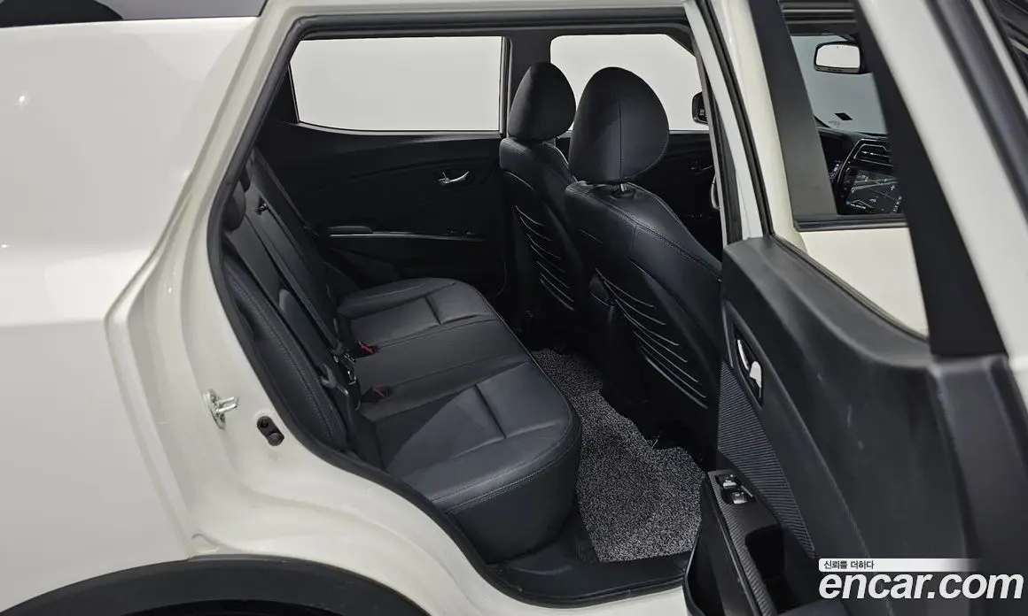 SsangYong TIBOLI 2022 1.5 автомат (гидро), фото 17