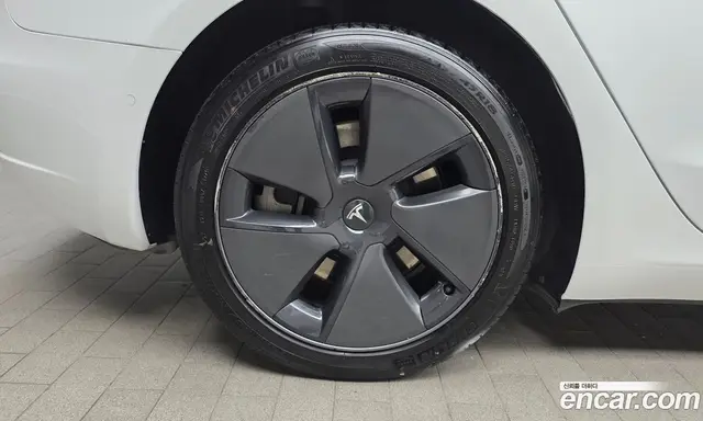 Tesla Model 3 2022 0.2 автомат (гидро), миниатюра 7