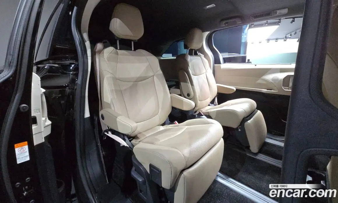 Toyota Sienna 2024 2.5 автомат (гидро), фото 17