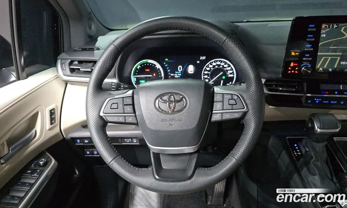 Toyota Sienna 2024 2.5 автомат (гидро), фото 19