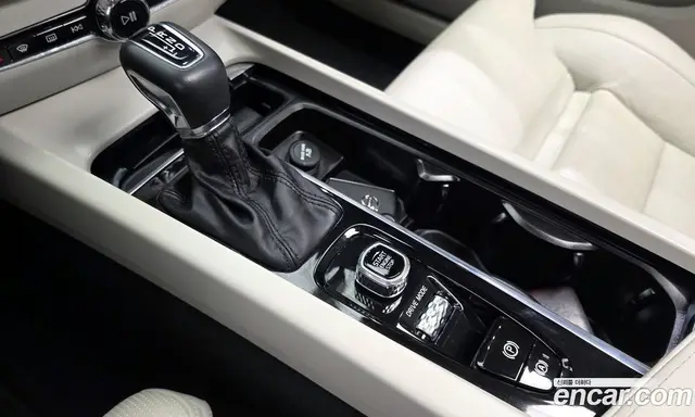 Volvo S60 2020 2.0 автомат (гидро), миниатюра 12