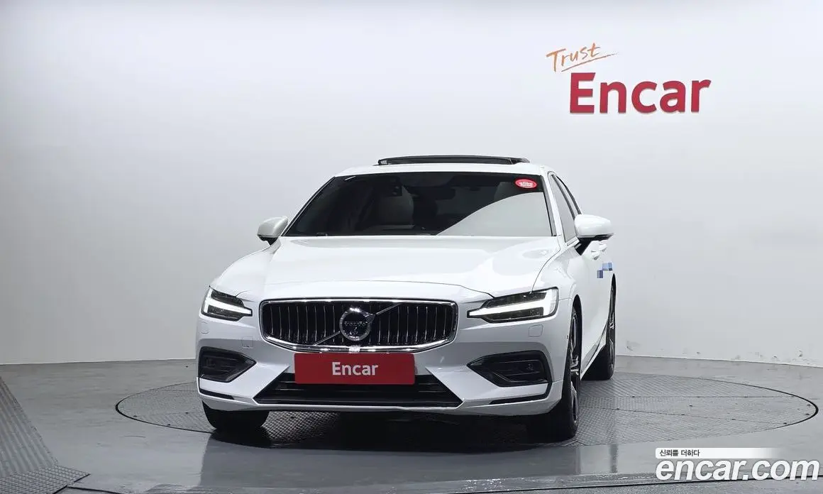 Volvo S60 2020 2.0 автомат (гидро), фото 3