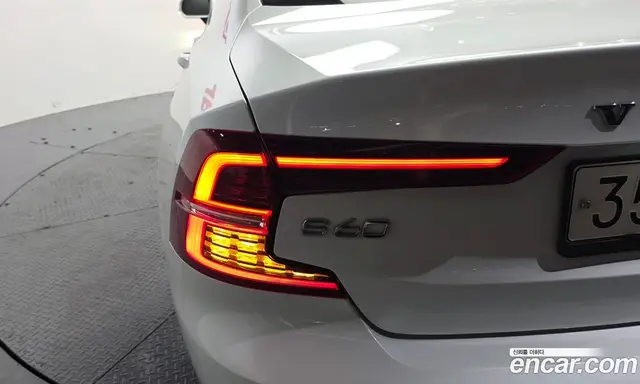 Volvo S60 2020 2.0 автомат (гидро), миниатюра 9