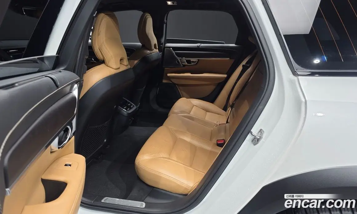 Volvo V90 2019 2.0 автомат (гидро), фото 18 Volvo V90 2019 2.0 автомат (гидро), фото 18