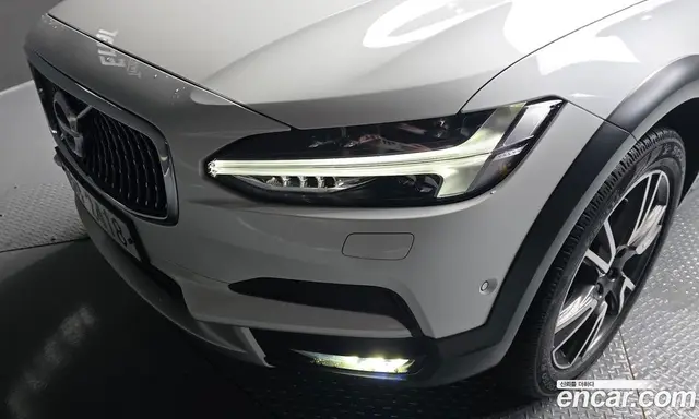 Volvo V90 2019 2.0 автомат (гидро), миниатюра 8 Volvo V90 2019 2.0 автомат (гидро), миниатюра 8