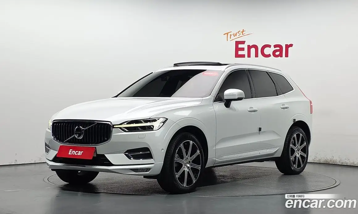 Volvo XC60 2018 2.0 автомат (гидро), фото 1 Volvo XC60 2018 2.0 автомат (гидро), фото 1