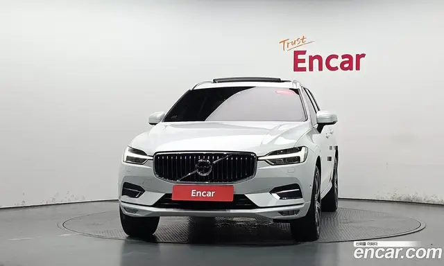 Volvo XC60 2018 2.0 автомат (гидро), миниатюра 3 Volvo XC60 2018 2.0 автомат (гидро), миниатюра 3