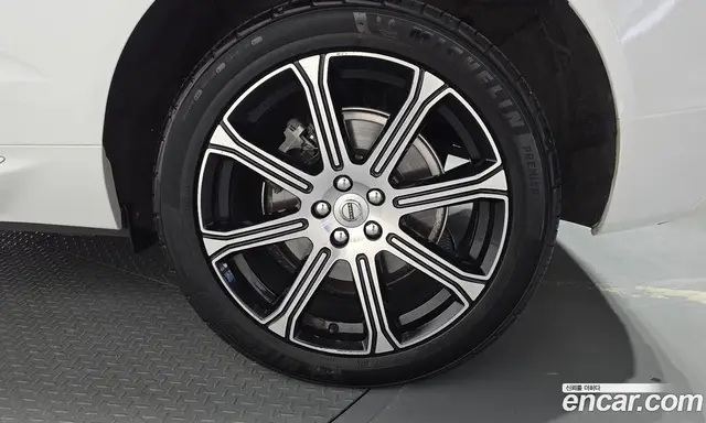 Volvo XC60 2018 2.0 автомат (гидро), миниатюра 7 Volvo XC60 2018 2.0 автомат (гидро), миниатюра 7