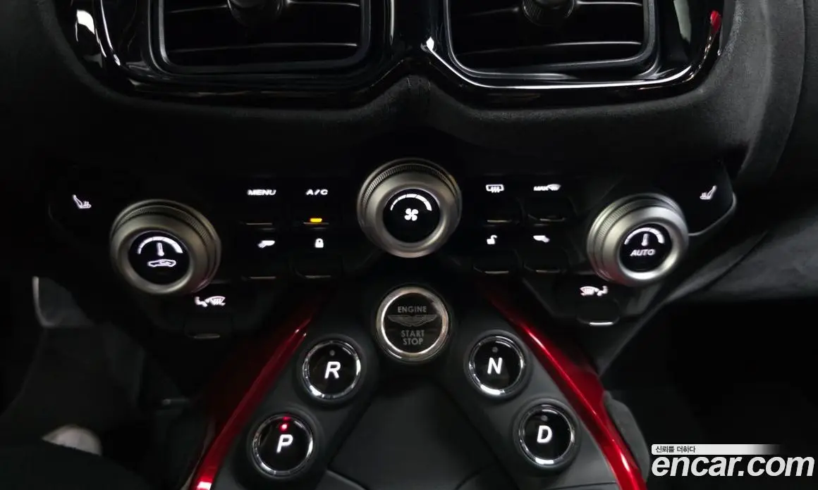 Aston Martin Vantage 2019 4.0 автомат (гидро), фото 17