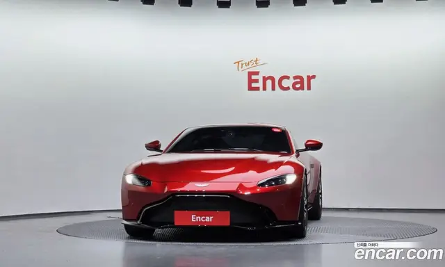 Aston Martin Vantage 2019 4.0 автомат (гидро), миниатюра 3