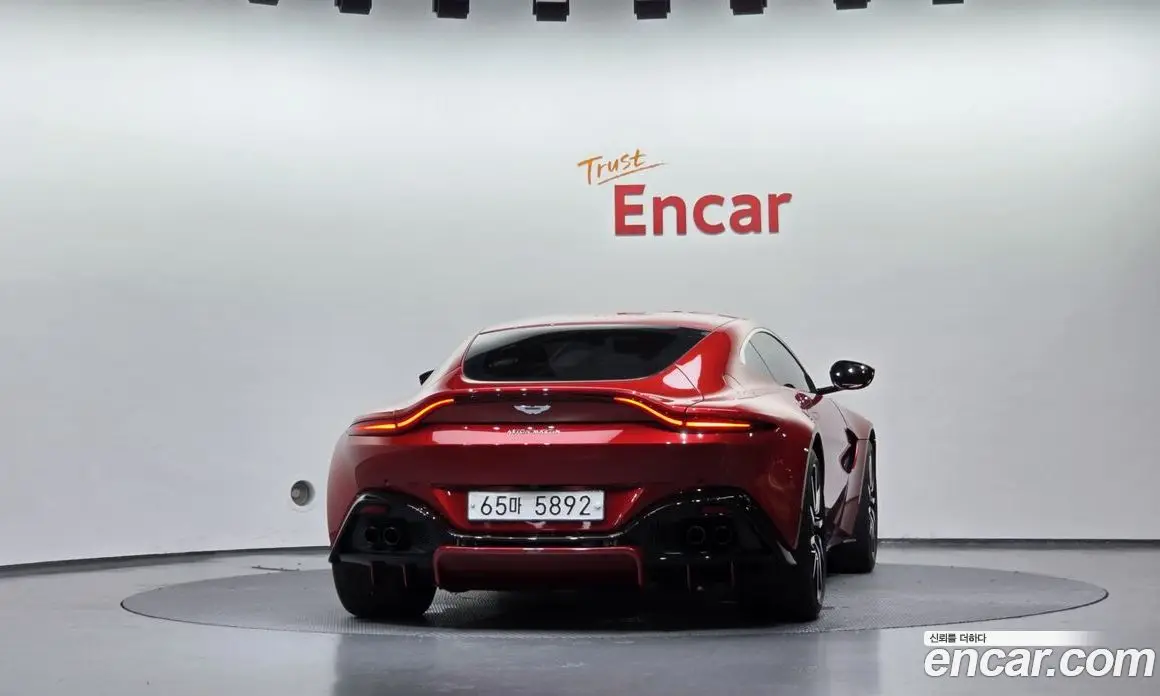 Aston Martin Vantage 2019 4.0 автомат (гидро), фото 4