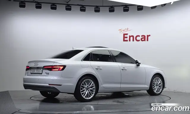 Audi A4 2018 2.0 автомат (гидро), миниатюра 2 Audi A4 2018 2.0 автомат (гидро), миниатюра 2