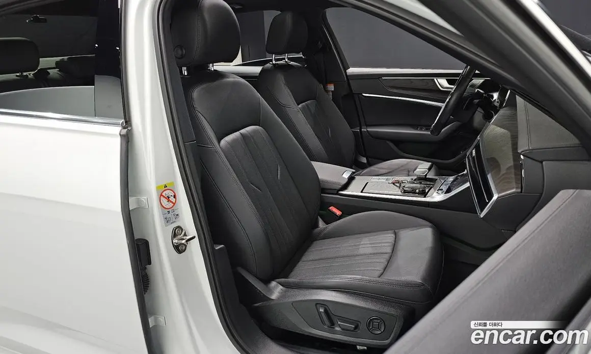 Audi A6 2019 2.0 автомат (гидро), фото 15