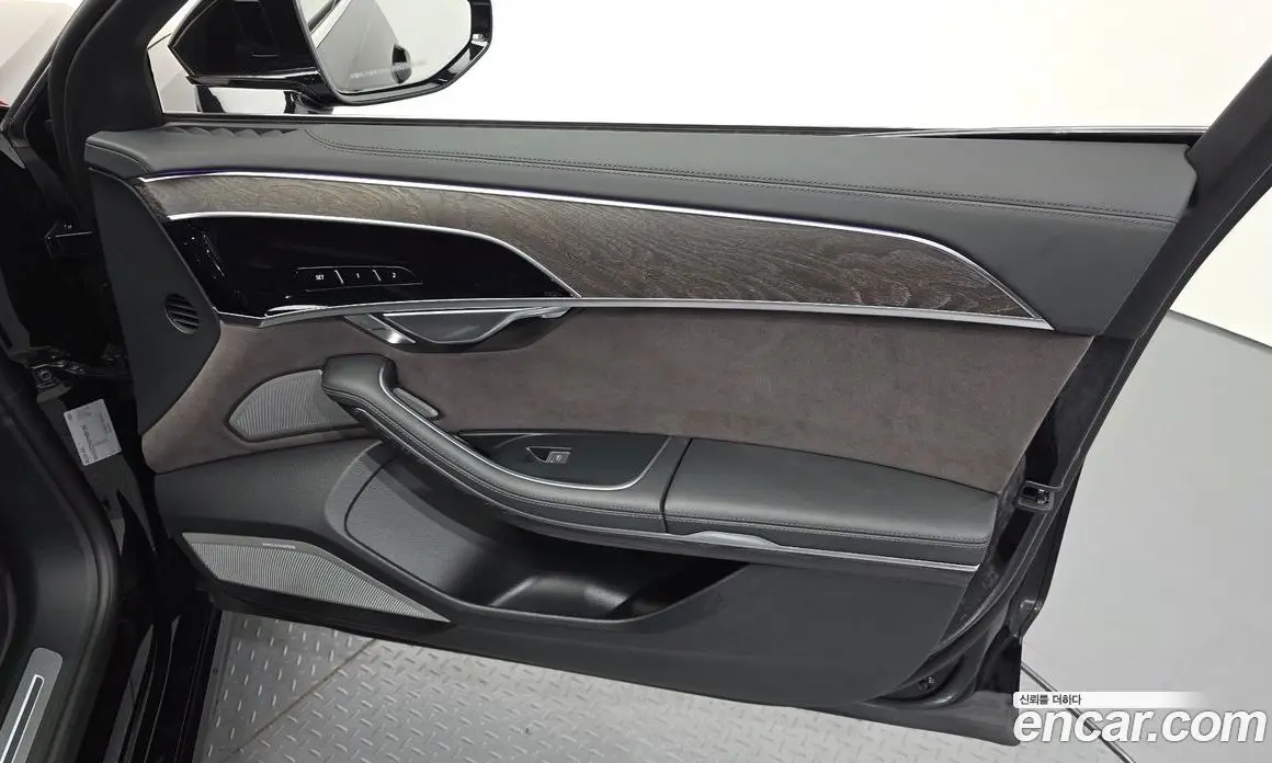 Audi A8 2023 3.0 автомат (гидро), фото 14 Audi A8 2023 3.0 автомат (гидро), фото 14