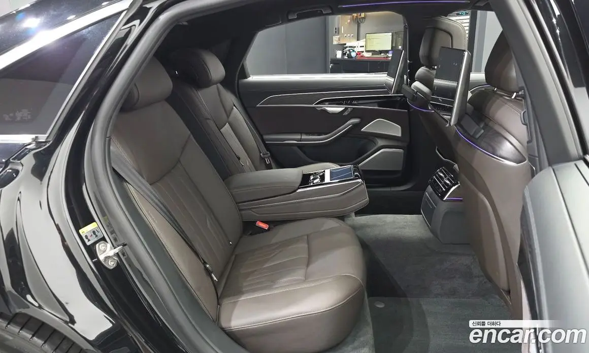 Audi A8 2023 3.0 автомат (гидро), фото 18 Audi A8 2023 3.0 автомат (гидро), фото 18