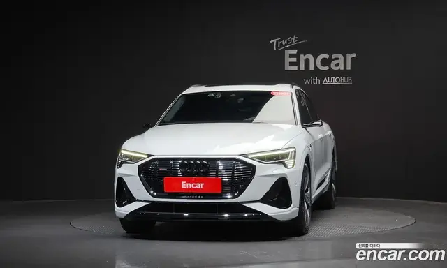 Audi e-tron 2021 0.2 автомат (гидро), миниатюра 2
