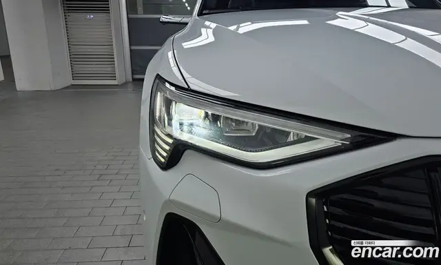 Audi e-tron 2021 0.2 автомат (гидро), миниатюра 7