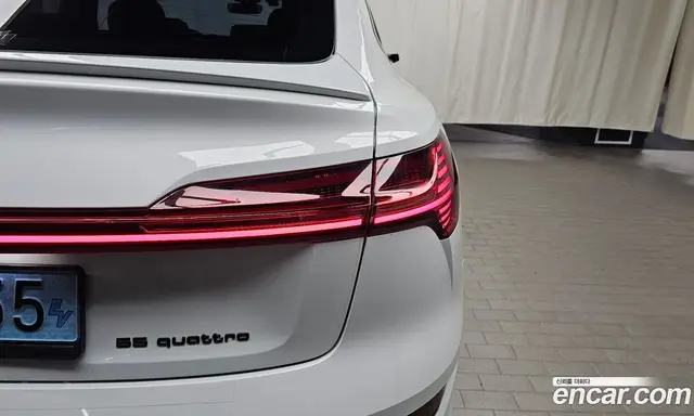 Audi e-tron 2021 0.2 автомат (гидро), миниатюра 8