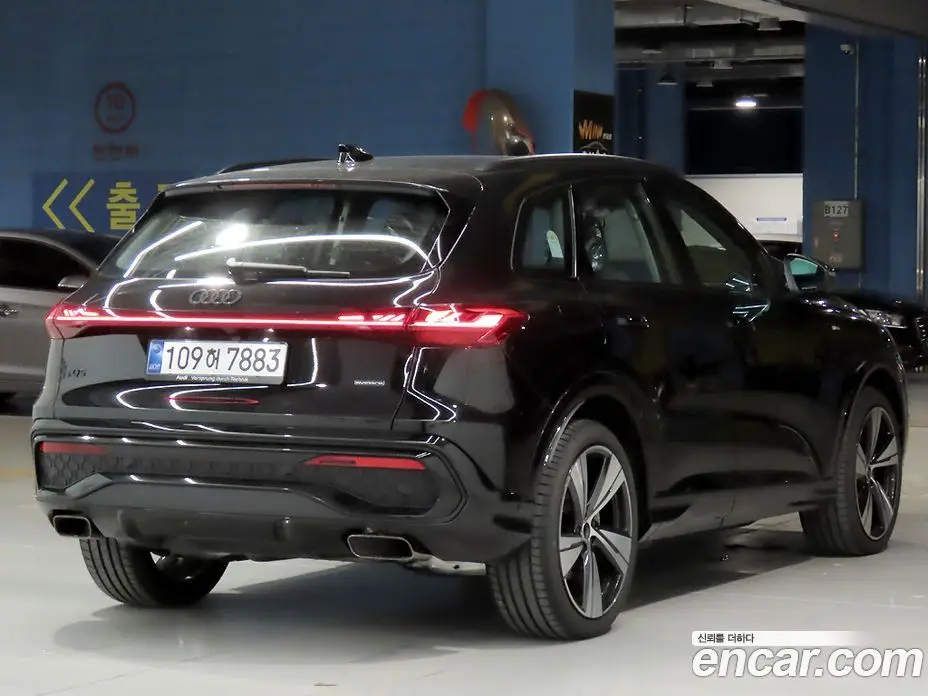 Audi Q5 2025 2.0 автомат (гидро), фото 2 Audi Q5 2025 2.0 автомат (гидро), фото 2