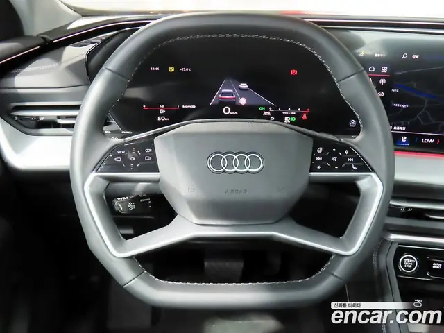 Audi Q5 2025 2.0 автомат (гидро), миниатюра 12