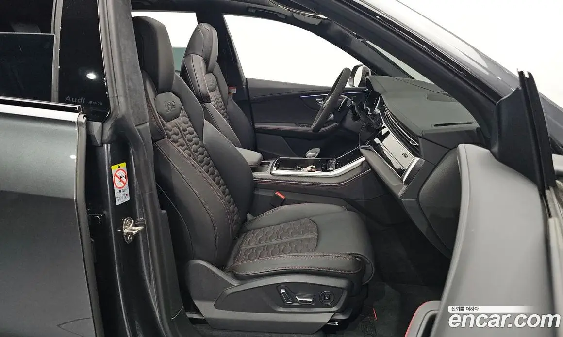 Audi RSQ8 2025 4.0 автомат (гидро), фото 13