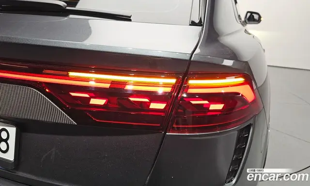 Audi RSQ8 2025 4.0 автомат (гидро), миниатюра 9