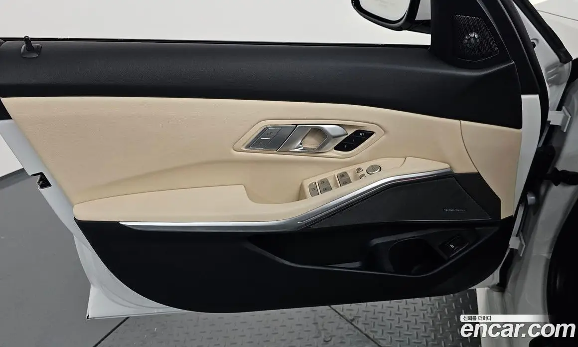 BMW 3 серия 2024 2.0 автомат (гидро), фото 14