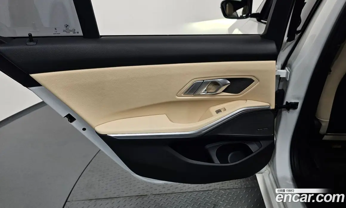 BMW 3 серия 2024 2.0 автомат (гидро), фото 15