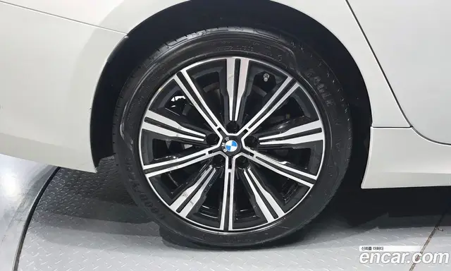 BMW 3 серия 2025 2.0 автомат (гидро), миниатюра 5