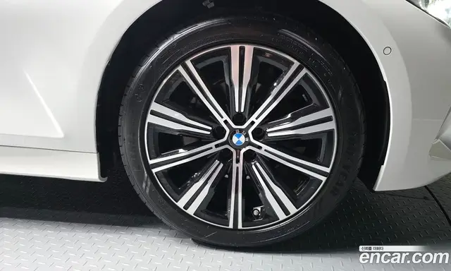 BMW 3 серия 2025 2.0 автомат (гидро), миниатюра 7