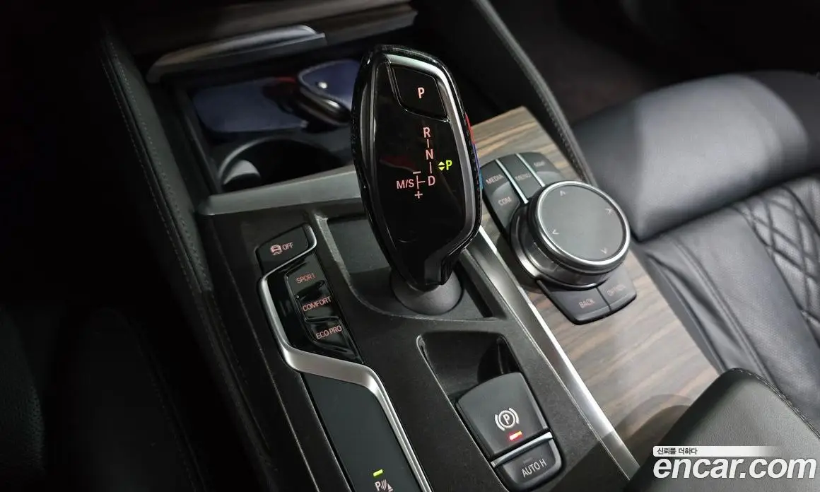 BMW 5 серия 2019 2.0 автомат (гидро), фото 12 BMW 5 серия 2019 2.0 автомат (гидро), фото 12