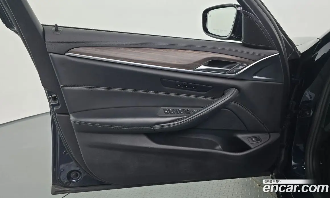 BMW 5 серия 2019 2.0 автомат (гидро), фото 14 BMW 5 серия 2019 2.0 автомат (гидро), фото 14