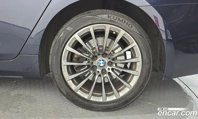 BMW 5 серия 2019 2.0 автомат (гидро), миниатюра 7 BMW 5 серия 2019 2.0 автомат (гидро), миниатюра 7