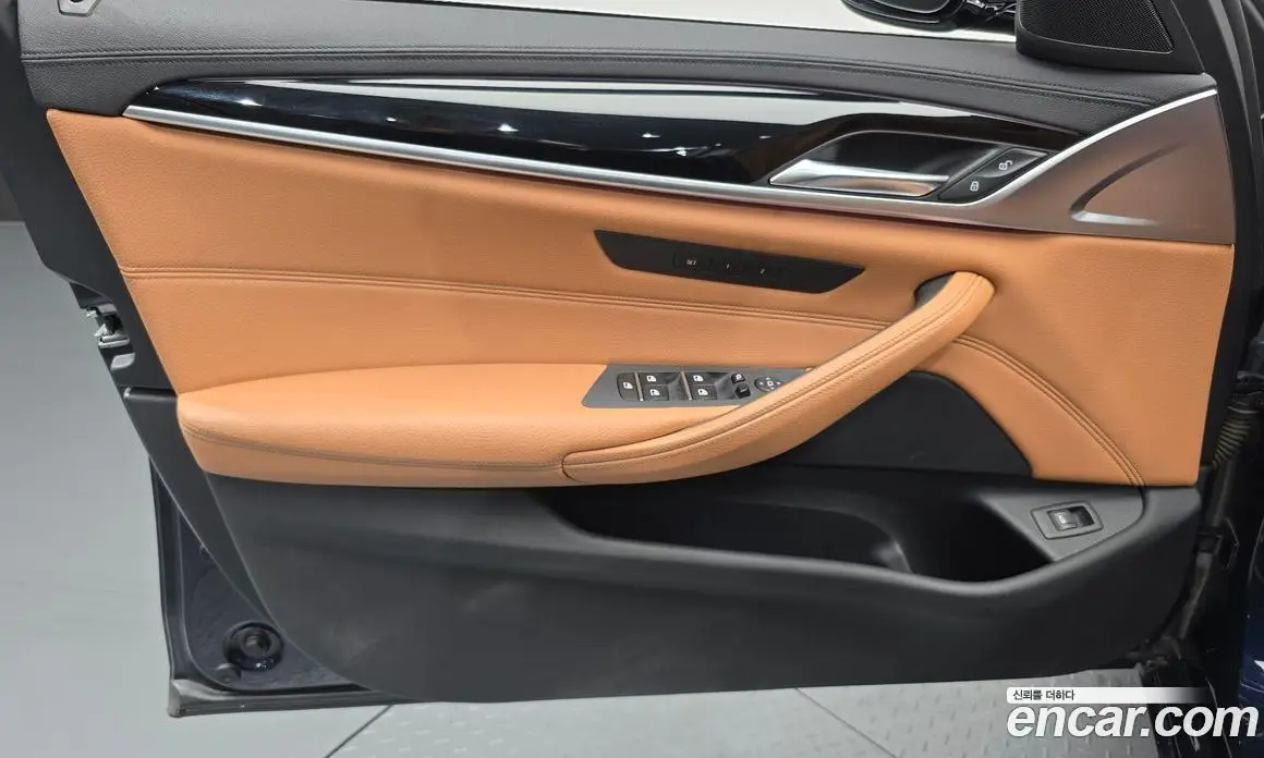 BMW 5 серия 2020 2.0 автомат (гидро), фото 14