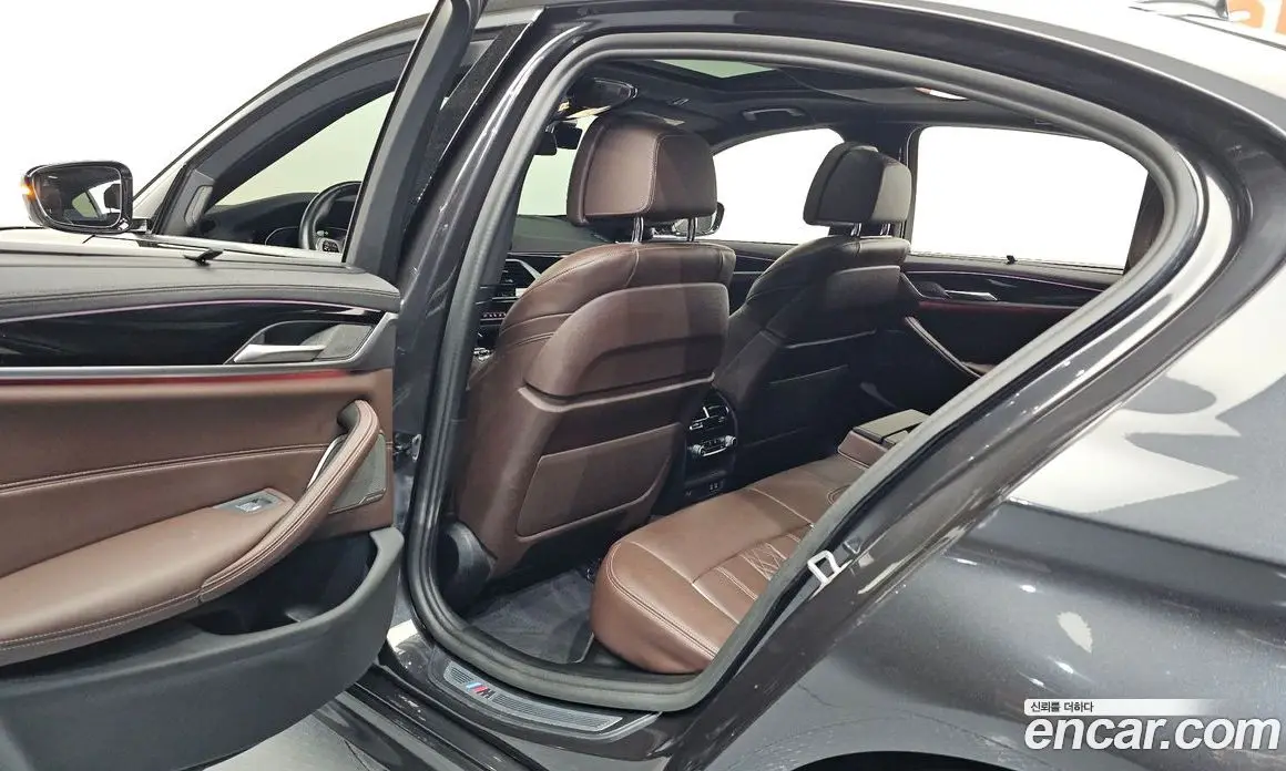 BMW 5 серия 2022 2.0 автомат (гидро), фото 17