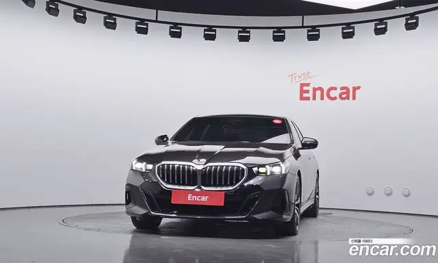 BMW 5 серия 2023 2.0 автомат (гидро), миниатюра 3 BMW 5 серия 2023 2.0 автомат (гидро), миниатюра 3