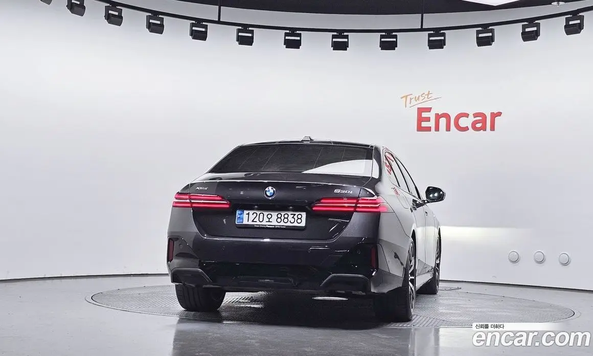 BMW 5 серия 2023 2.0 автомат (гидро), фото 4 BMW 5 серия 2023 2.0 автомат (гидро), фото 4