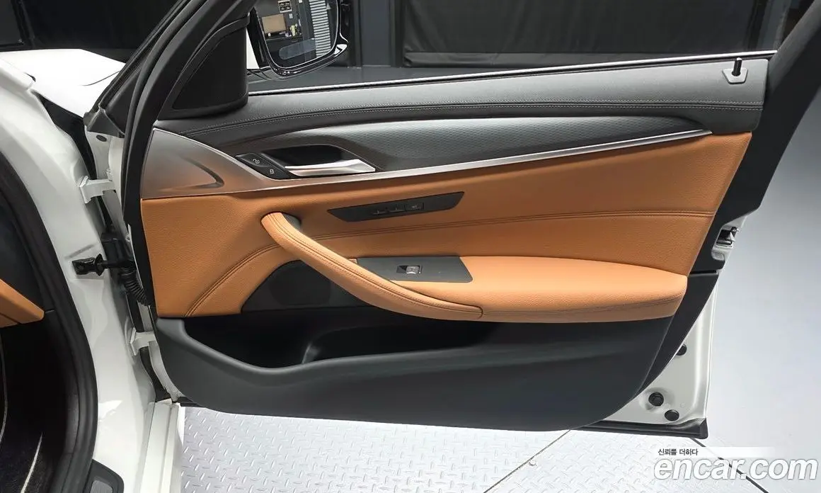 BMW 5 серия 2023 2.0 автомат (гидро), фото 14 BMW 5 серия 2023 2.0 автомат (гидро), фото 14
